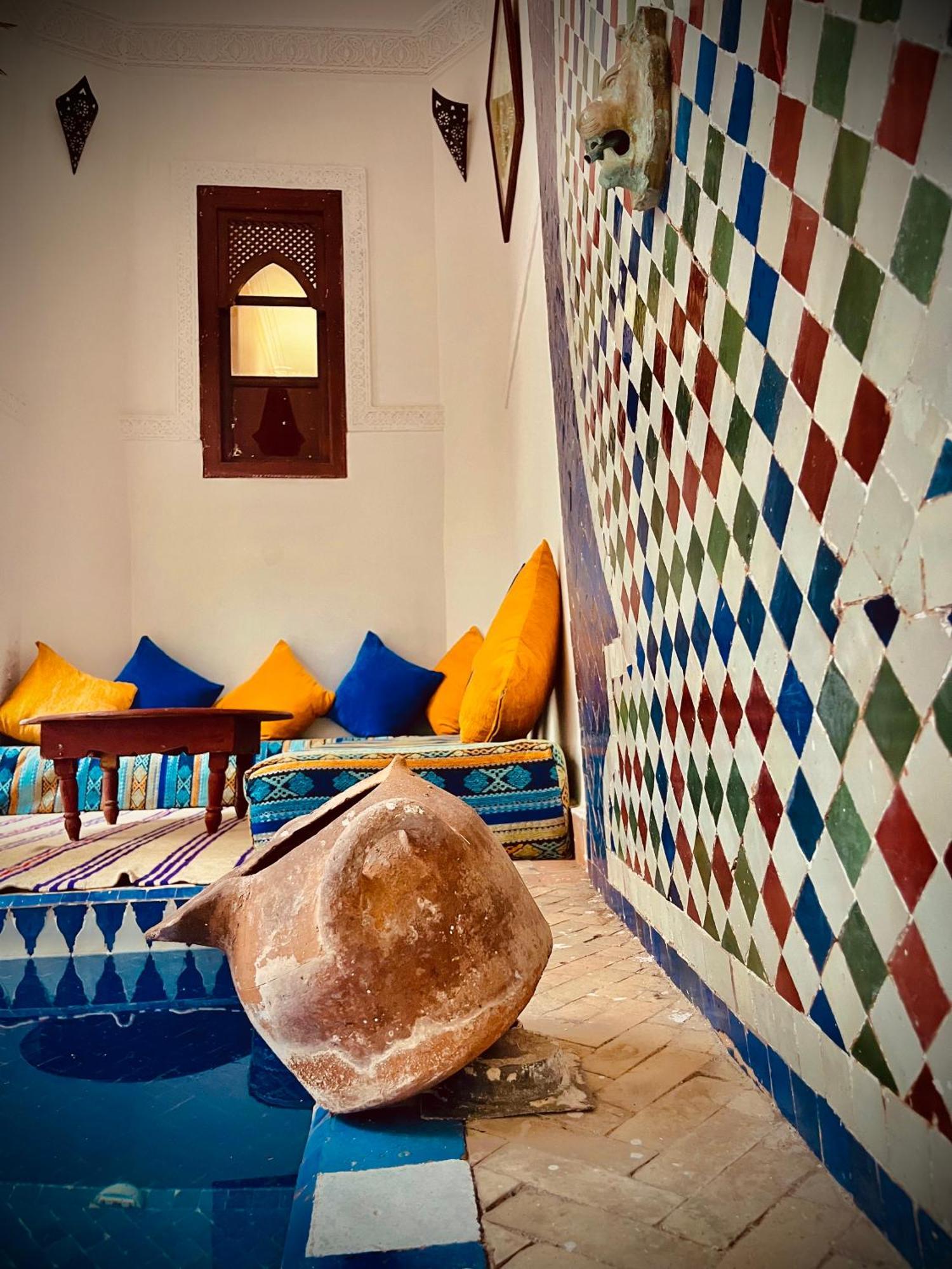 Riad Le Dromadaire Bleu By Weekome Marrakesh Exterior photo